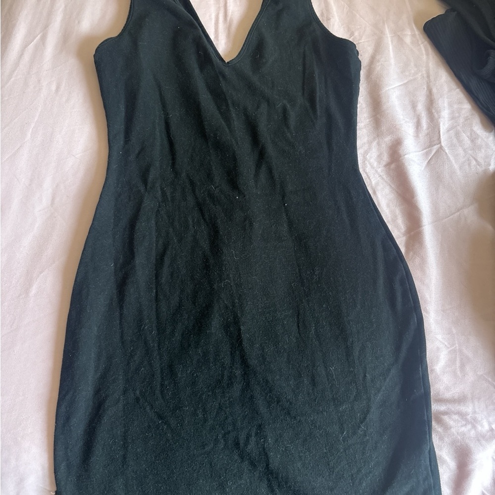 Wild Fable Black Sleeveless V-Neck Sheath Dress